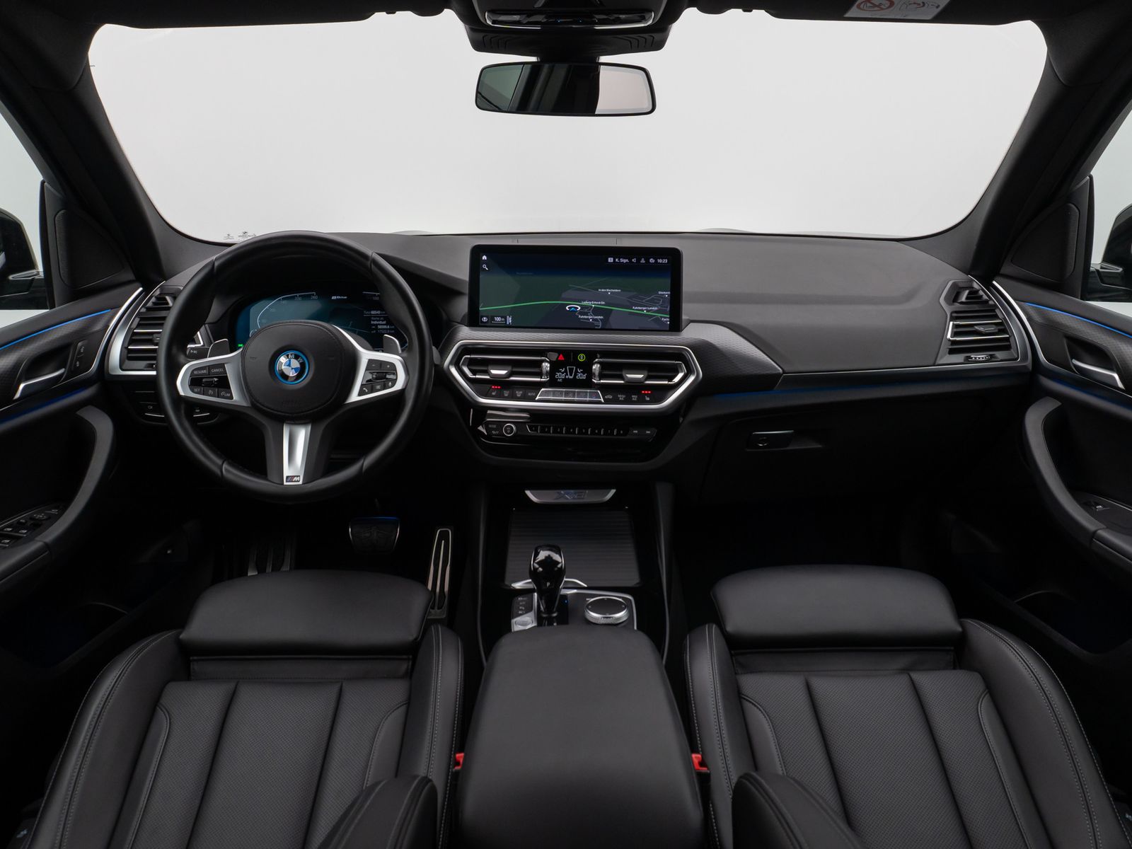 Fahrzeugabbildung BMW X3 xD30e M Sport 360°DAB HiFi Komfort AHK 20Zoll