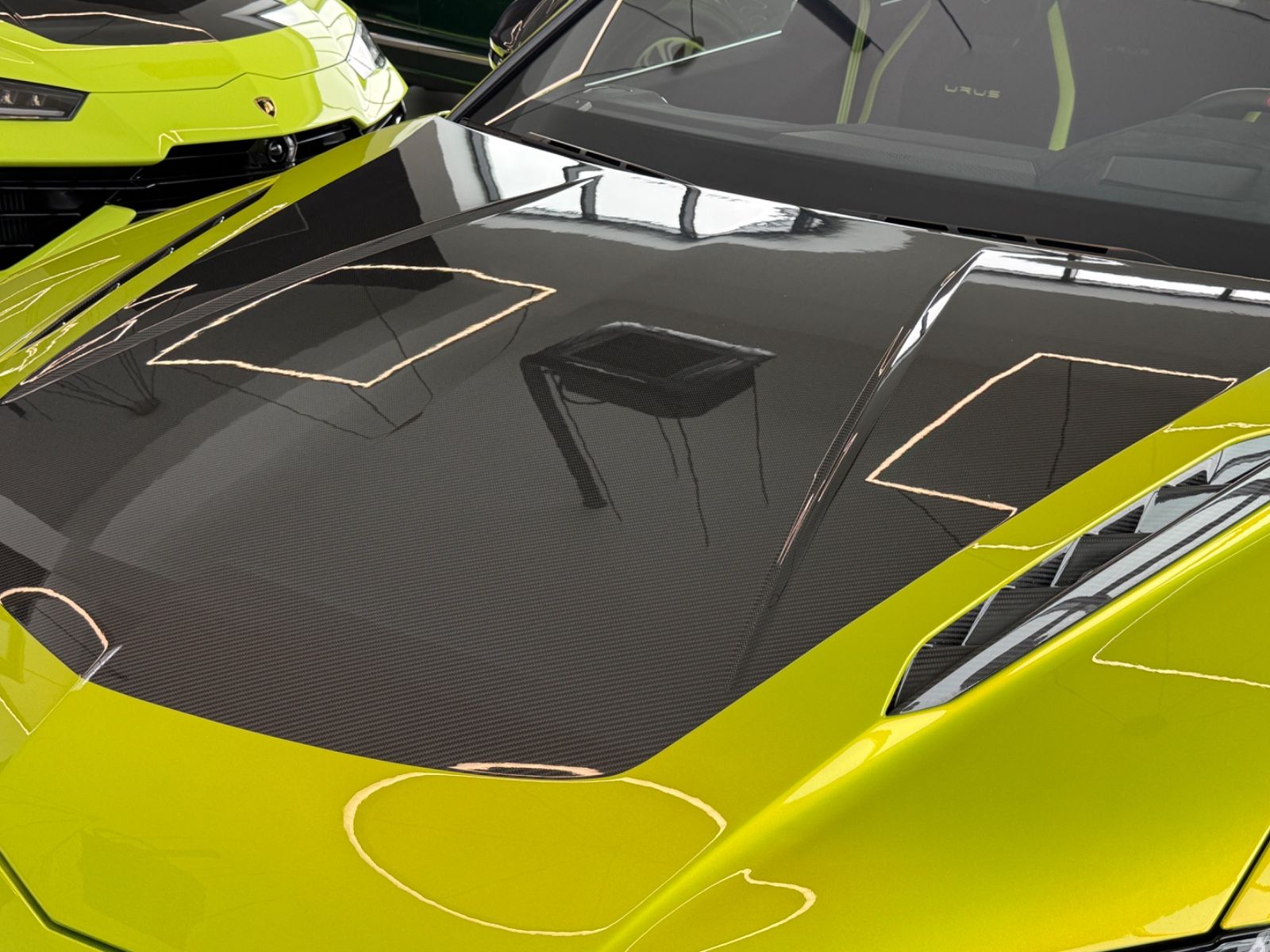 Urus 4.0 V8 Performante Full Carbon Ad Personam