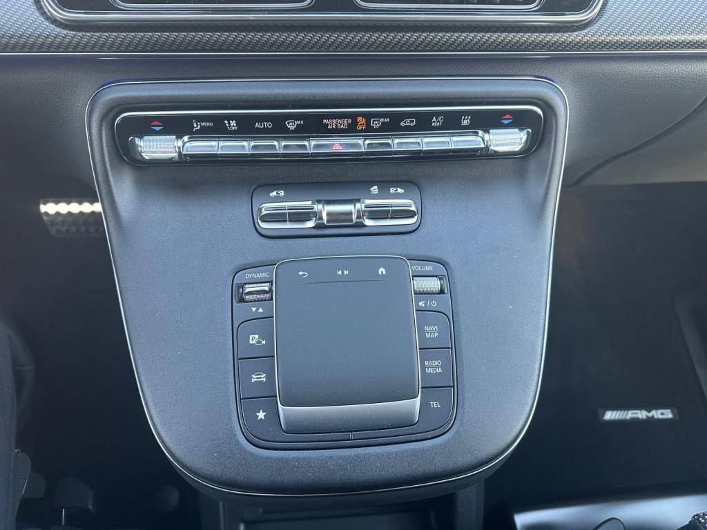 Fahrzeugabbildung Mercedes-Benz V 300 d 4MATIC STYLE Lang AIRMATIC AMG PANO STHZ