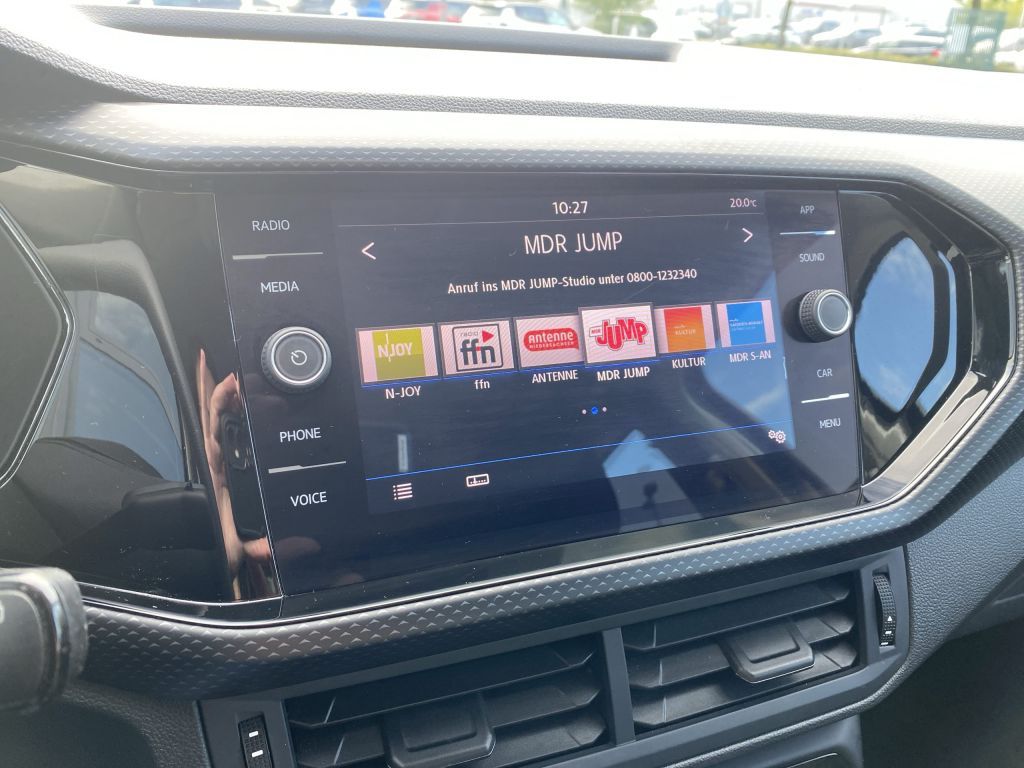 Fahrzeugabbildung Volkswagen T-Cross 1.0 TSI OPF Life *Sitzh. v*Lichtsensor*