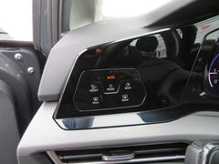 VW Golf VIII 2.0 TSI Style LED DAB ACC 17'' virtual VW Golf VIII 2.0 TSI Style LED DAB ACC 17'' virtual