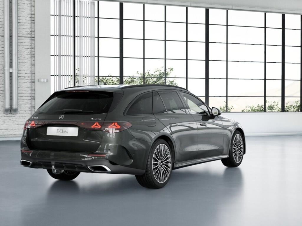 Mercedes-Benz E 450 4M T AMG-Sport/Pano/Super/StdHz/AHK/Burm