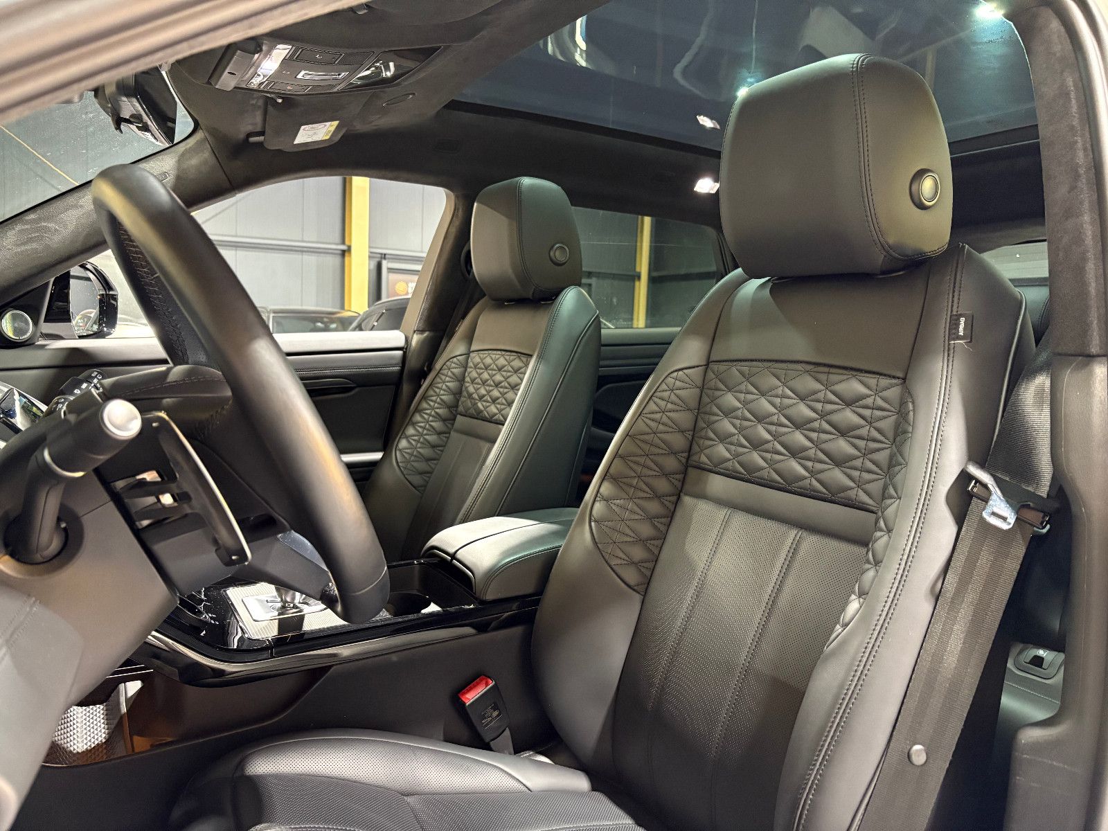 Fahrzeugabbildung Land Rover Range Rover Evoque Autobiography/PANO/KAMERA/ACC