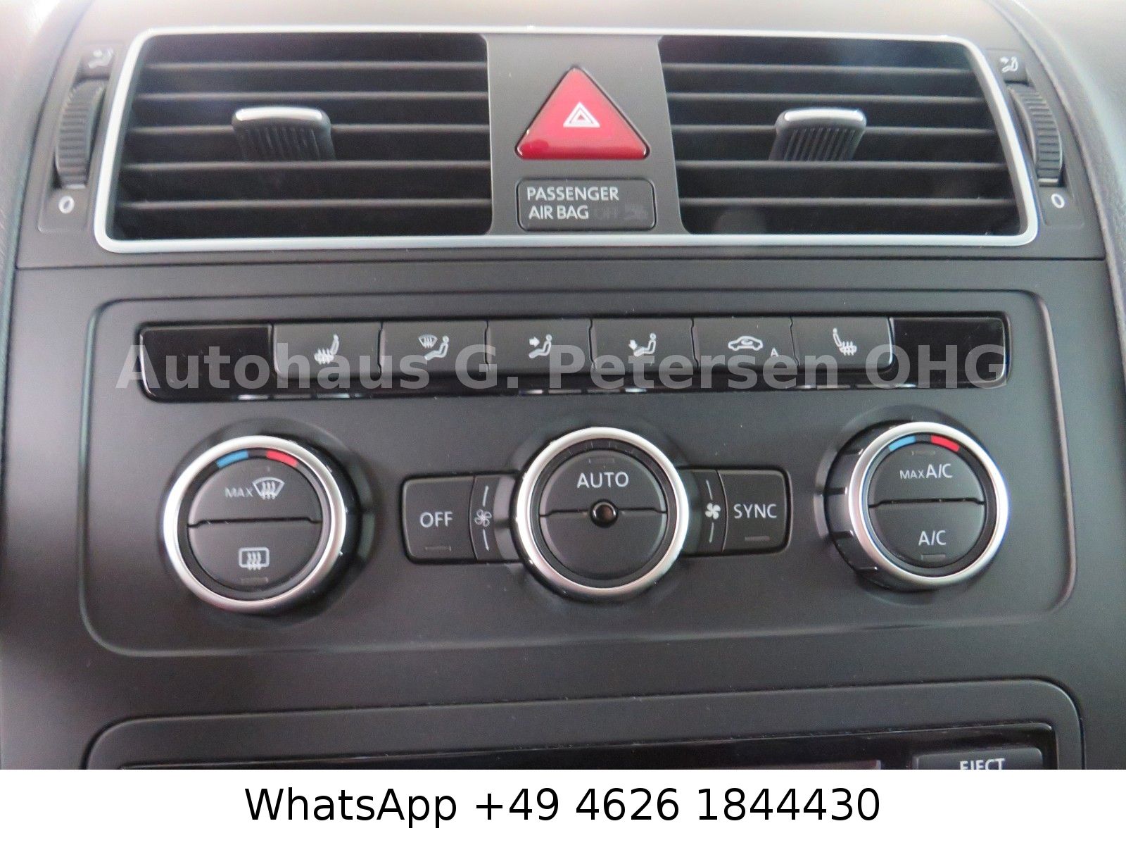 Fahrzeugabbildung Volkswagen Touran Highline*DSG*Sitzh*Einpark*Allwetter*