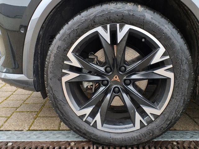 Formentor 1.4 e-HYBRID 150kW DSG NAV/ACC/AHK.v.
