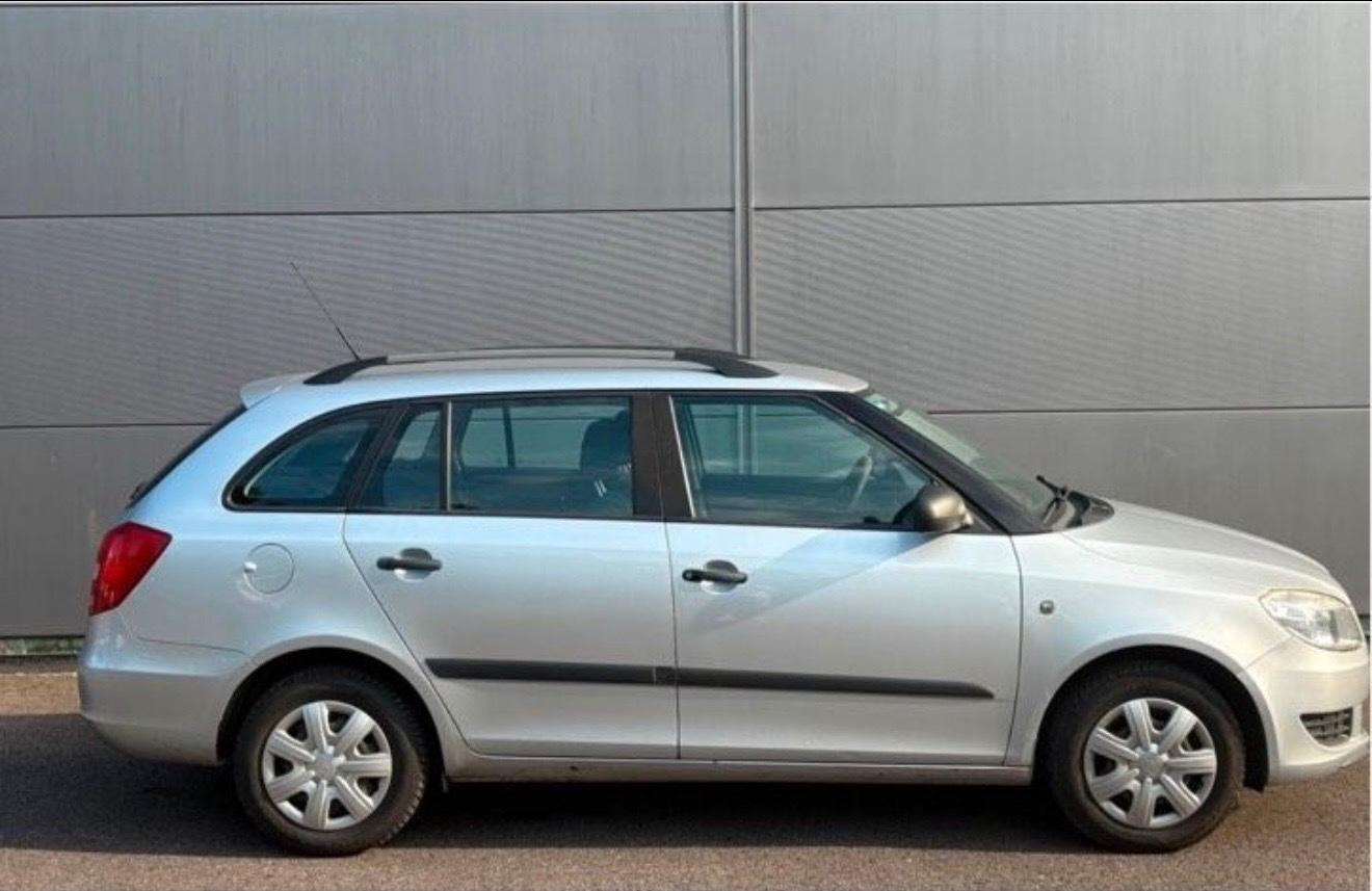 Skoda Fabia 2010 — engine 1.197 cm³, 86 HP (63kW)