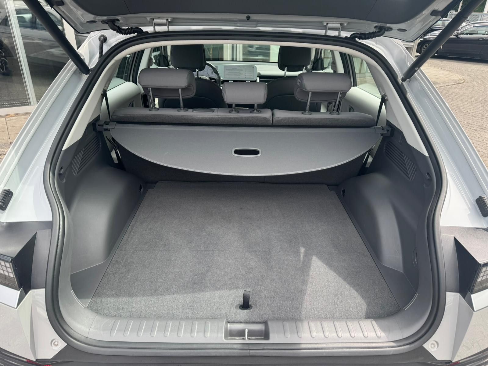 Fahrzeugabbildung Hyundai Ioniq 5 Dynamiq WERKSGA+ NAVI+LED+SHZ+KAM+ACC+WP