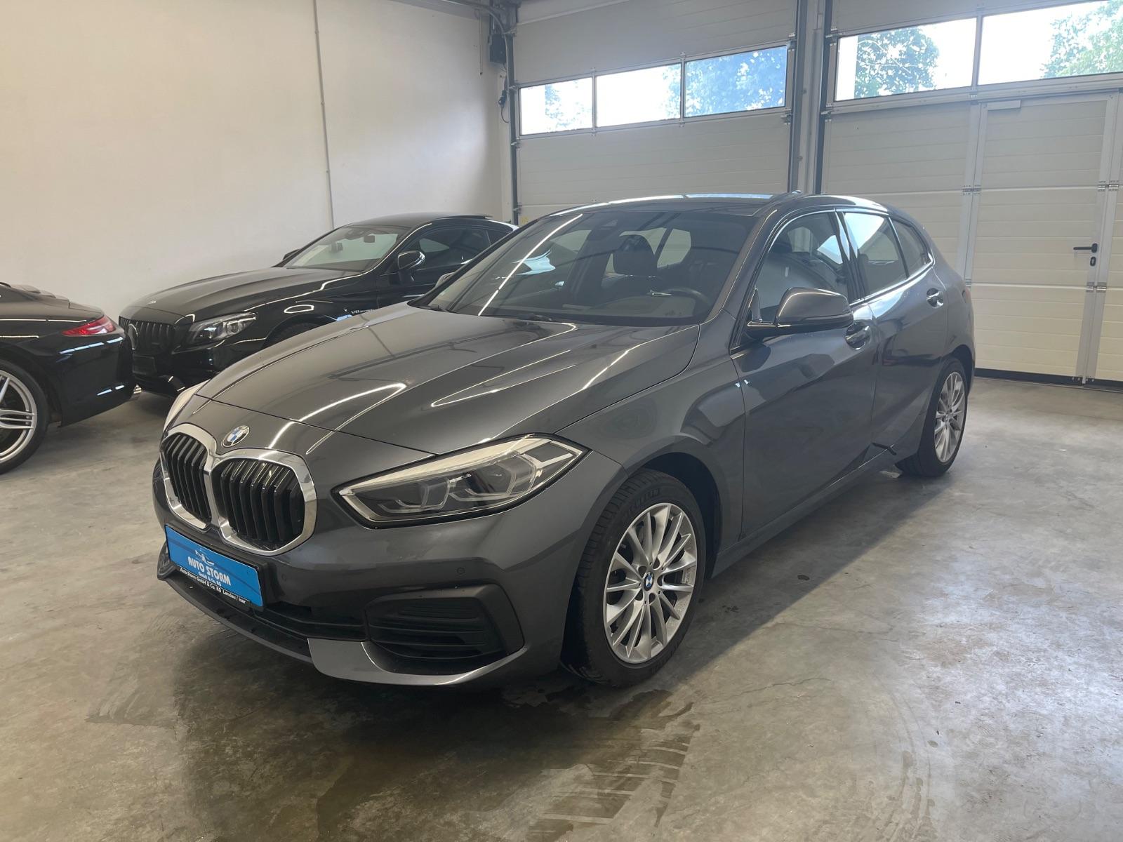 BMW 118i Limousine Advantage*LED*HUD*PDC*SHZ*TEMP* A