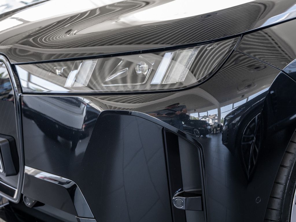 BMW iX - Bild 24