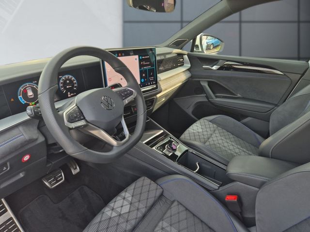 Tayron 2.0 TDI R-Line 4Motion *DSG*AHK*STANDH*PA