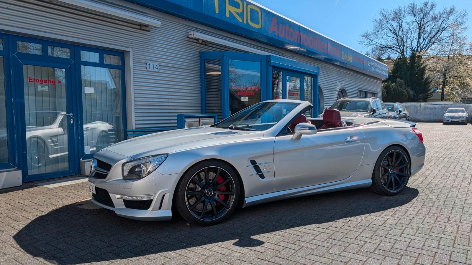 Mercedes-Benz SL 63 AMG Performance Drivers Package Carbon