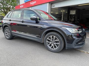 Volkswagen Tiguan - 2