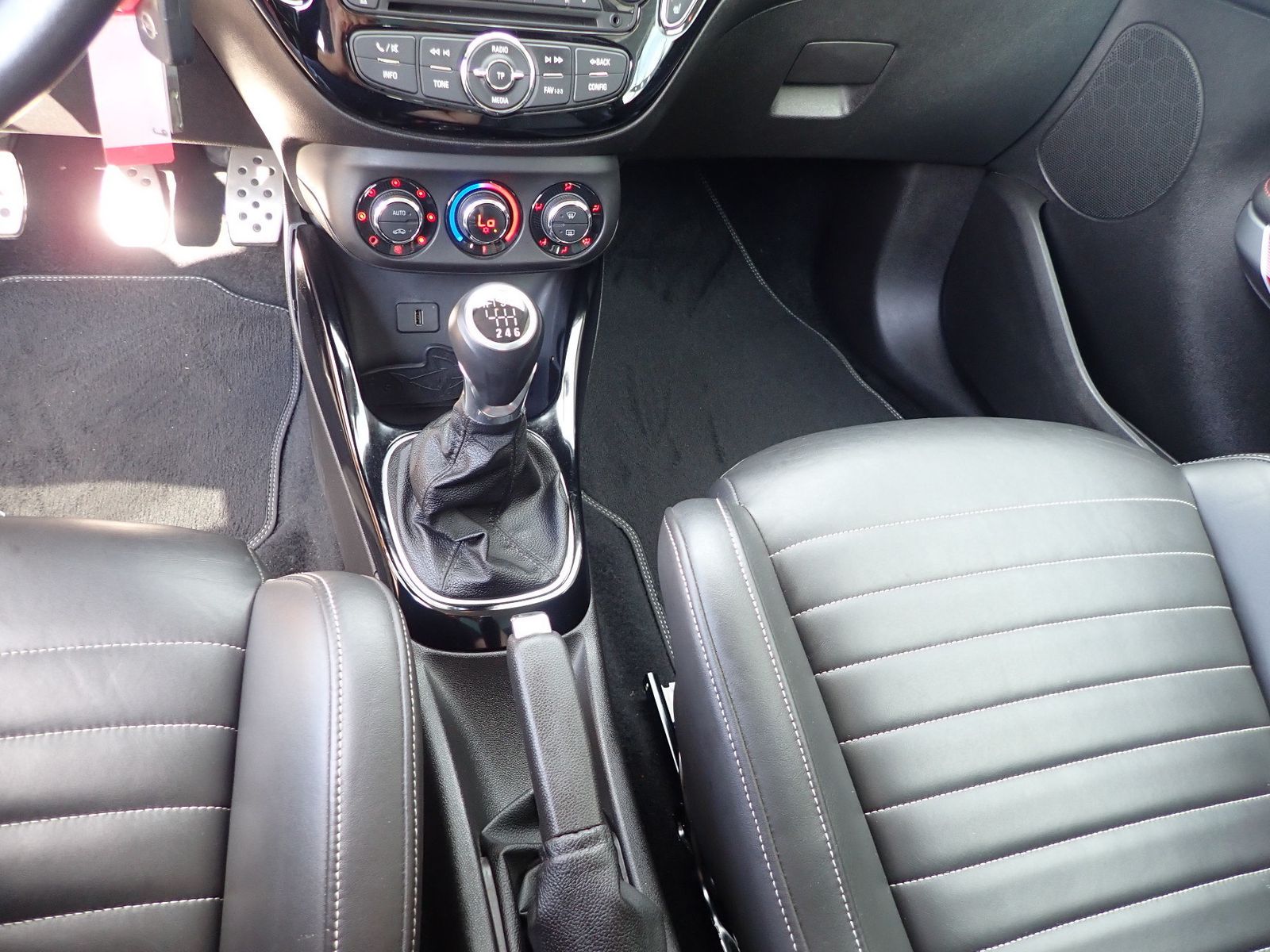 Fahrzeugabbildung Opel Adam S Turbo,Recaro,Leder,SHZ,PDC