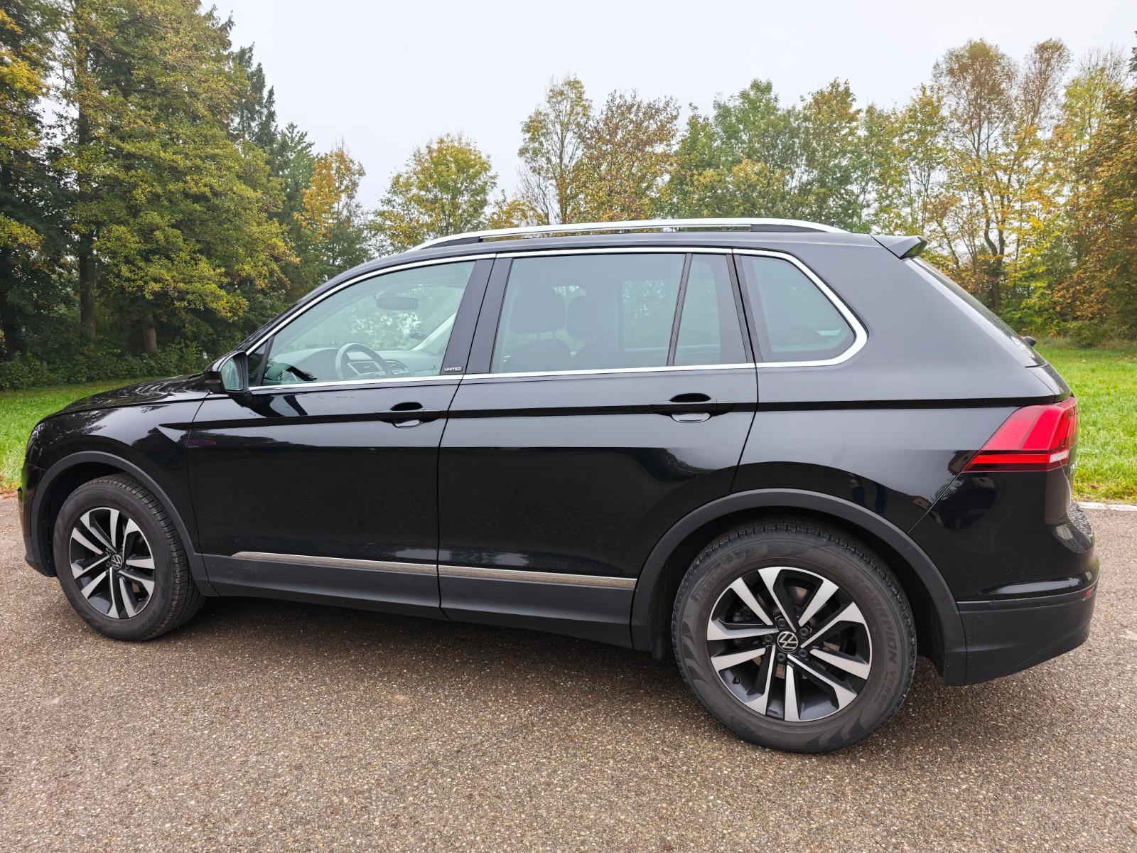 Volkswagen Tiguan United Comfortline HUD ACC AHK