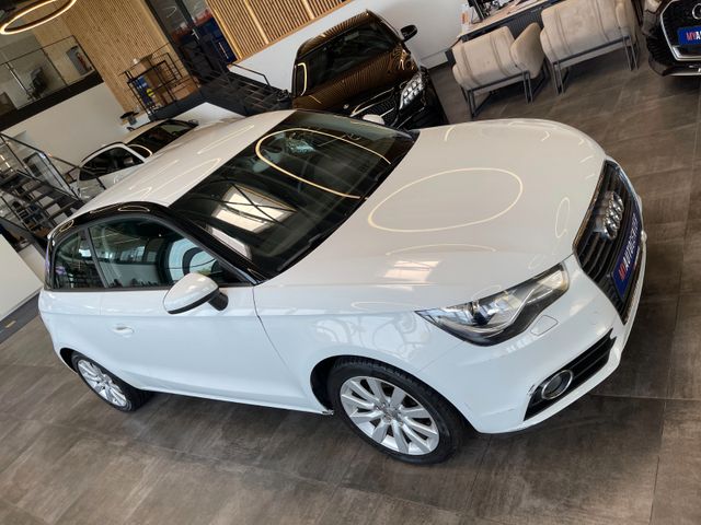 Audi A1 ambition *BI-XENON*NAVI*SZHZ*TEMPOMAT*PDC*