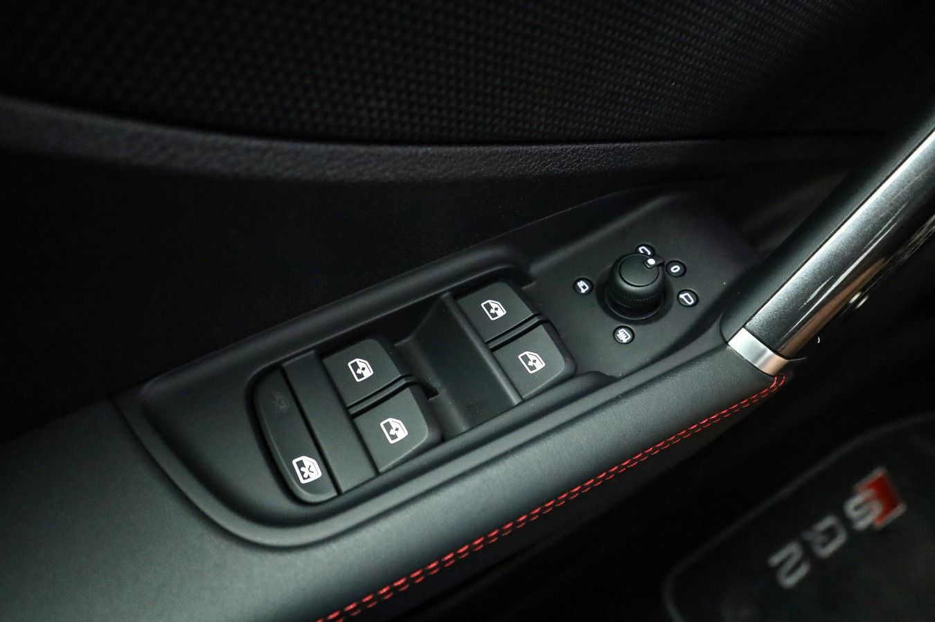 Audi SQ2 - Bild 18