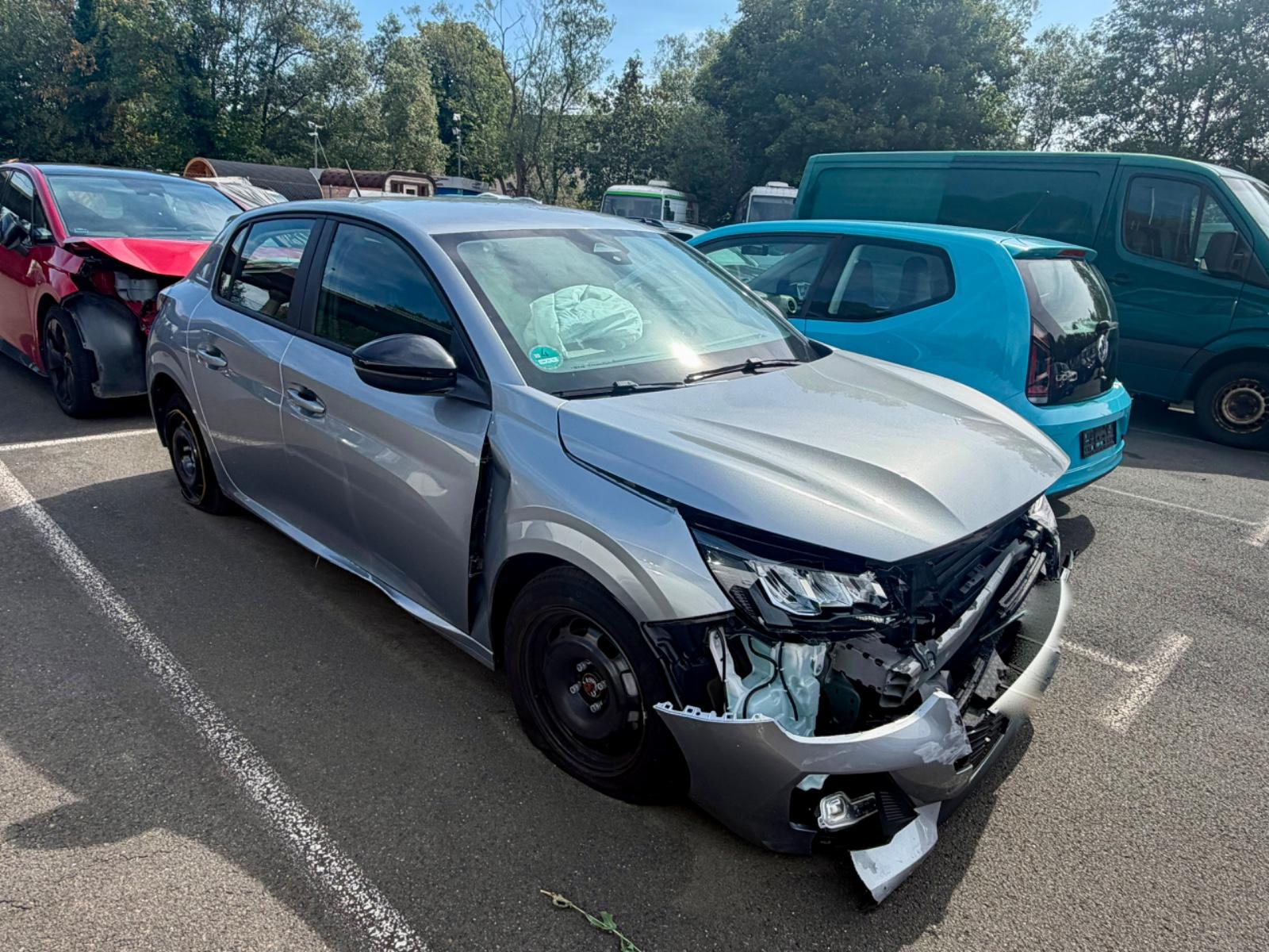 Peugeot 208 Style Multi LED Tempo Klima PDC SHZ 1.405 KM