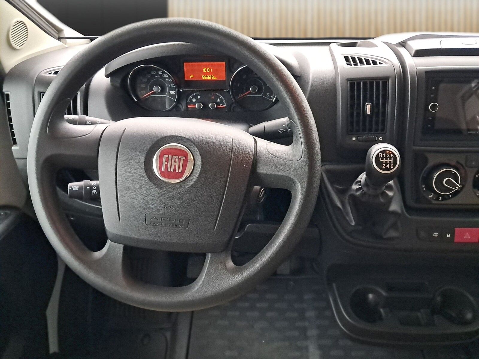 Fahrzeugabbildung Eura Mobil Activa One 550 MS Markise, Radio, RFK