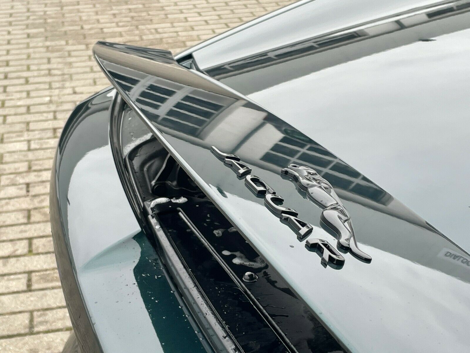 Fahrzeugabbildung Jaguar F-TYPE R-Dynamic P450 Cabriolet  *Miete*Mietkauf