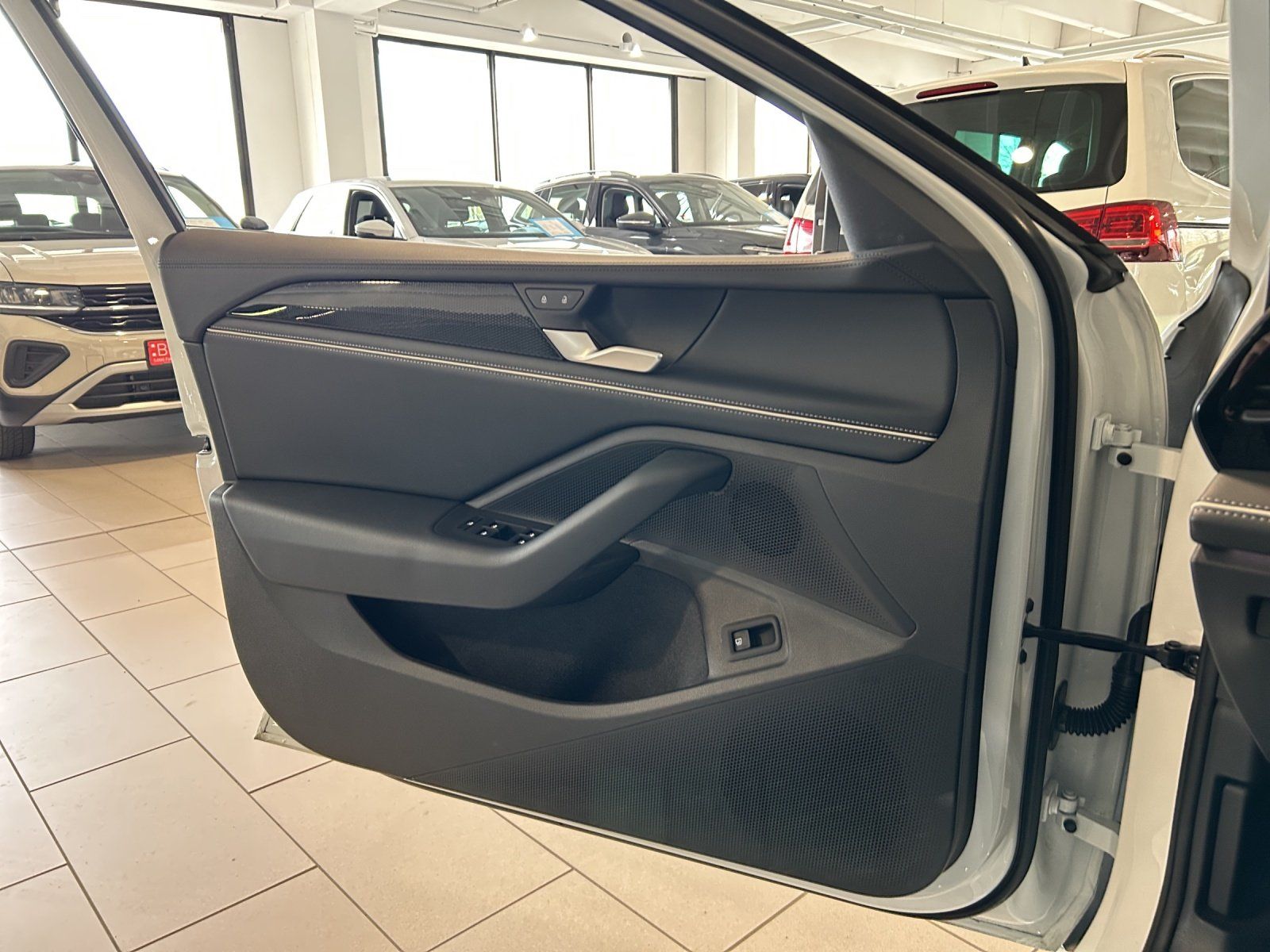 Volkswagen Passat Variant - Bild 16