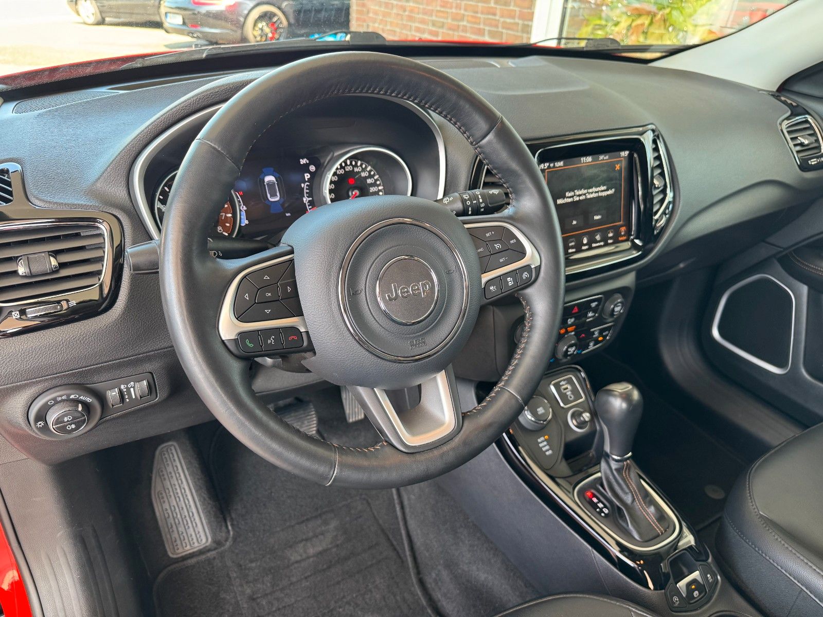 Fahrzeugabbildung Jeep Compass Limited 4WD Autom. Leder/Navi/LED