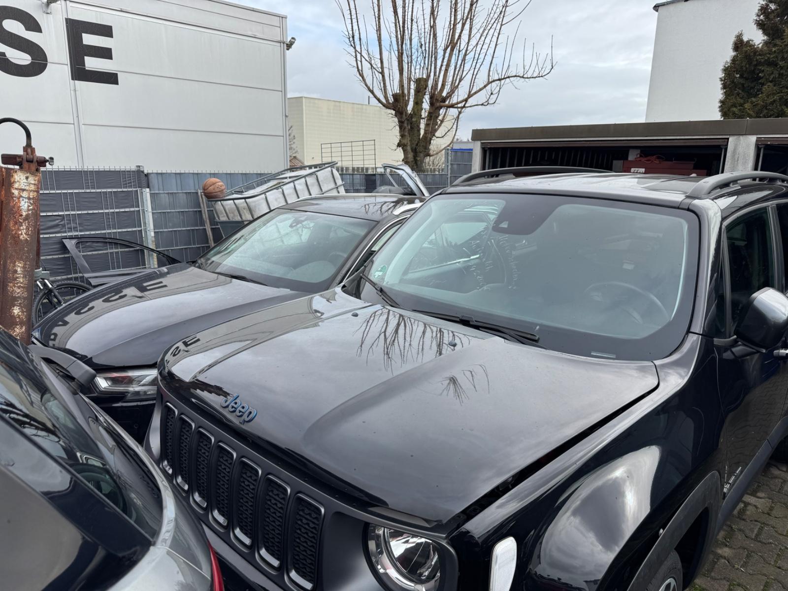 Jeep Renegade 1.3l T-GDI I4 S 4xe Automatik