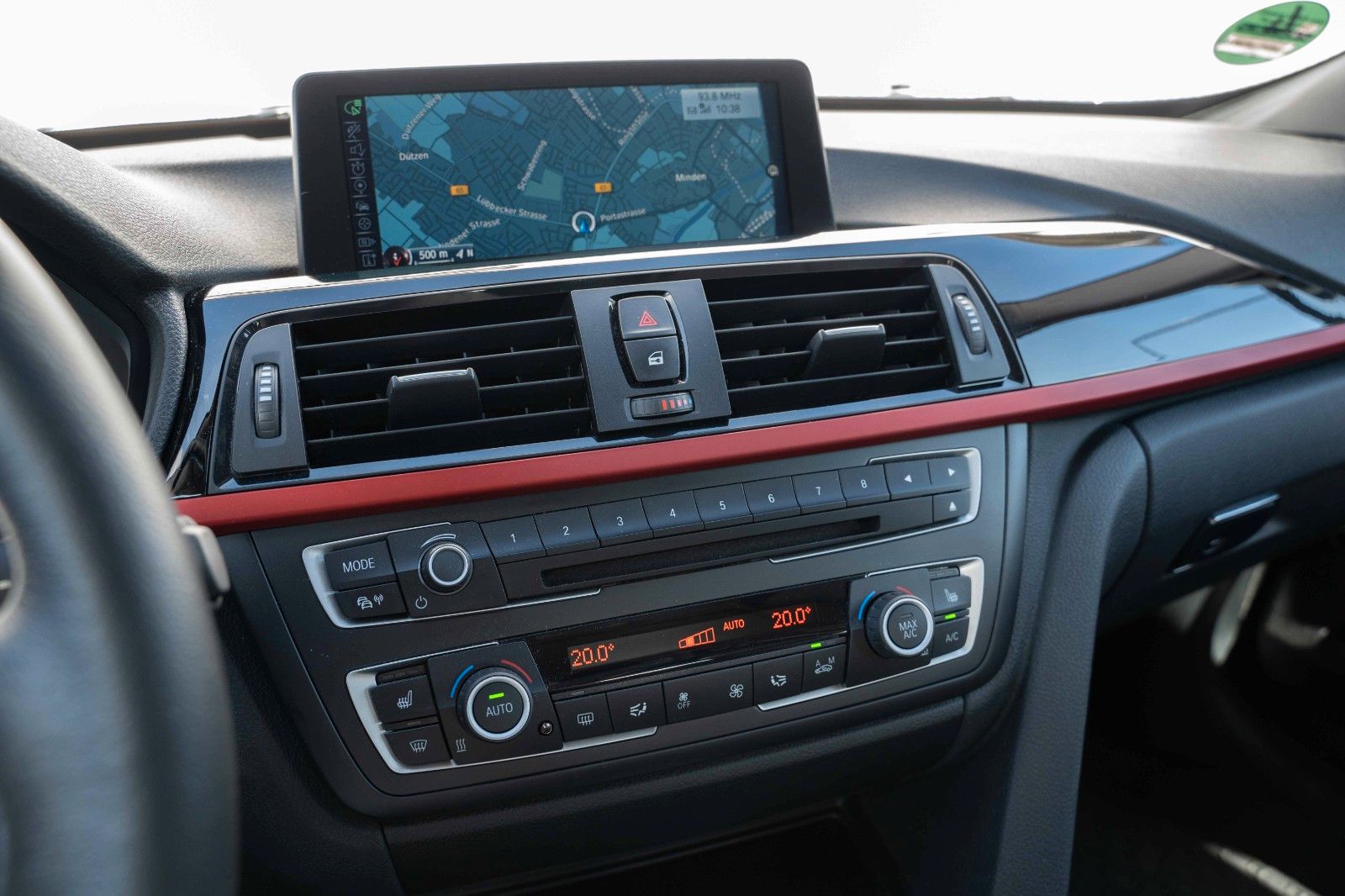 Fahrzeugabbildung BMW 320 D GRAN TURISMO SPORT XENON PANO SHADOW NAVI