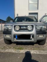 Opel Frontera 2.2 DTI 16 V Limited - Opel Frontera mit Diesel-Antrieb