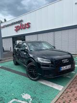 Audi Q2 35 TFSI S tronic sport sport - Audi Q2 von privat