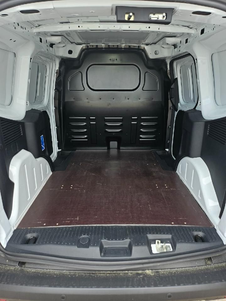 Fahrzeugabbildung Ford Transit Courier Trend