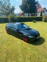 BMW E91 335d M-Paket - BMW 335 aus 2009: 335d