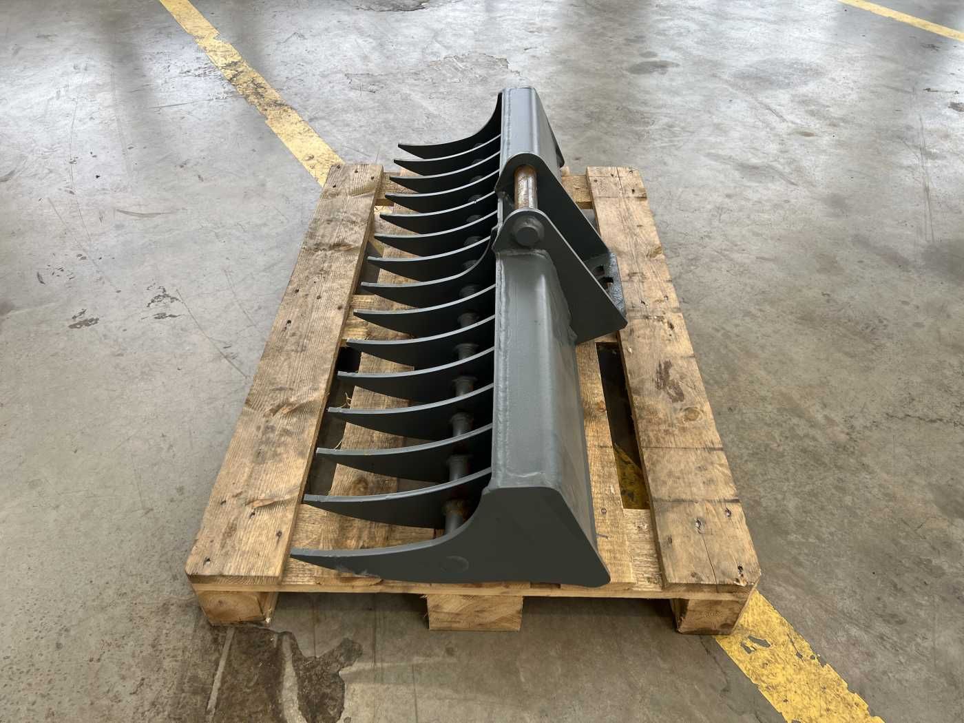 Fahrzeugabbildung Andere HS Schoch Reisigrechen Roderechen MS01 1.200 mm