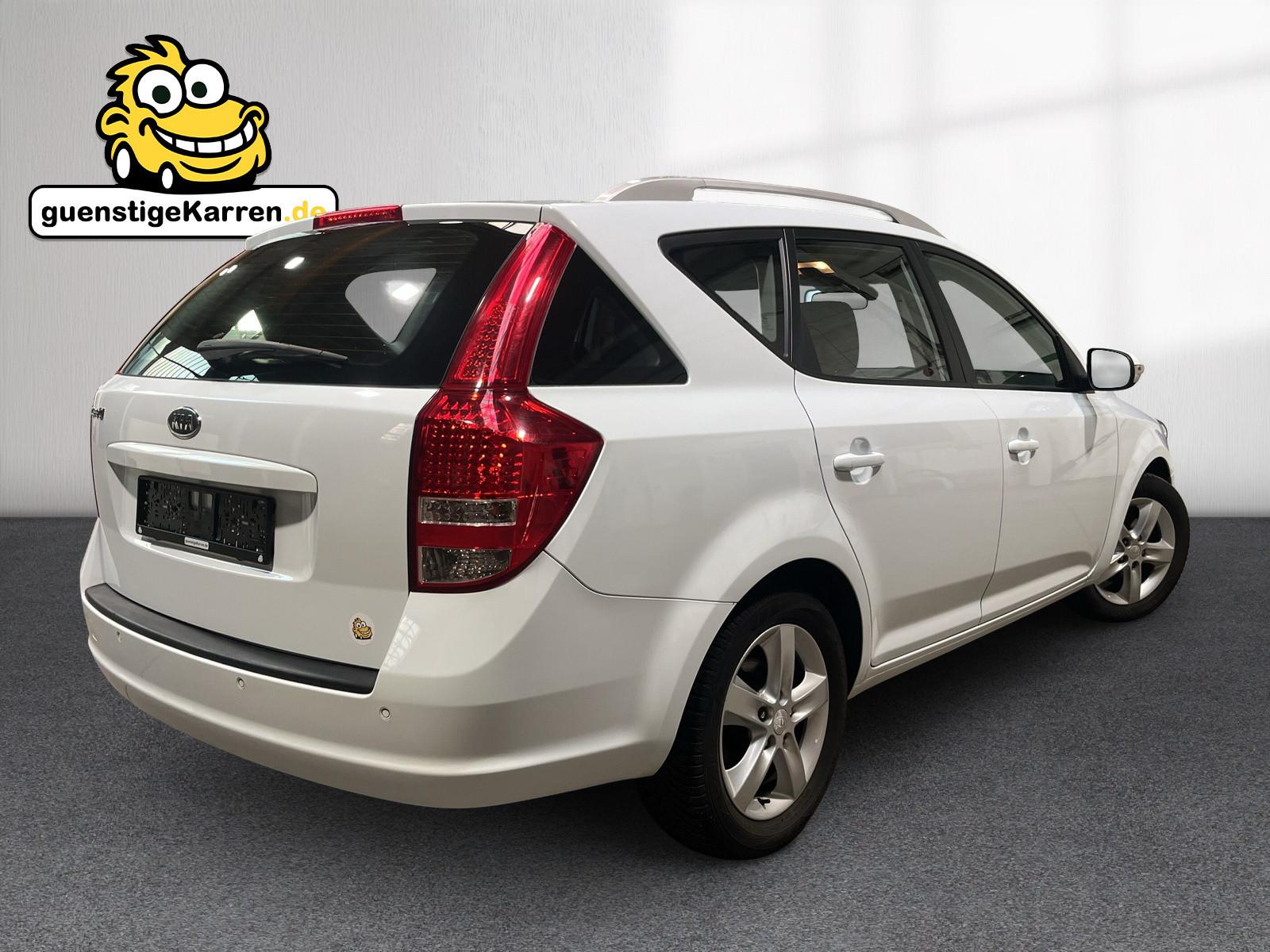 Kia cee'd 2011 — двигун 1.591 cm³, 125 HP (92kW)