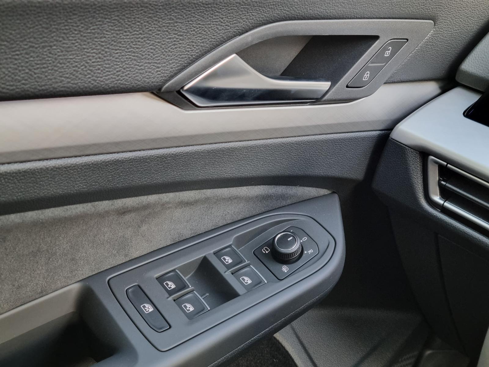Volkswagen Golf 1.5 TSI Life + AHK + 5J.Garantie, миниатюра 23