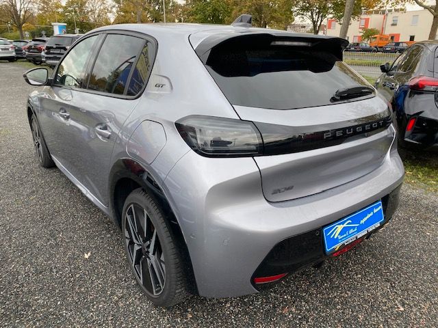 Fahrzeugabbildung Peugeot 208 GT MildHybrid 145 e-DSC6
