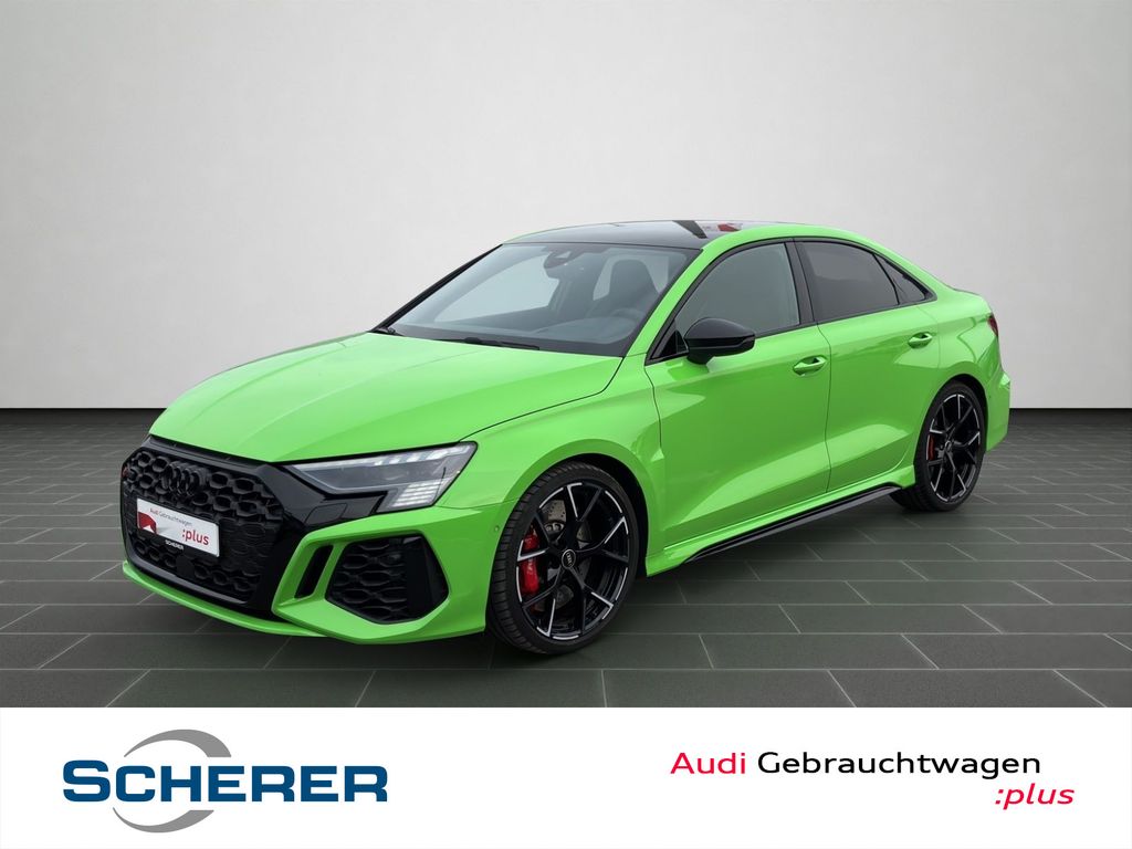 Audi RS3 Limousine 2.5 TFSI S tronic quattro MATRIX R