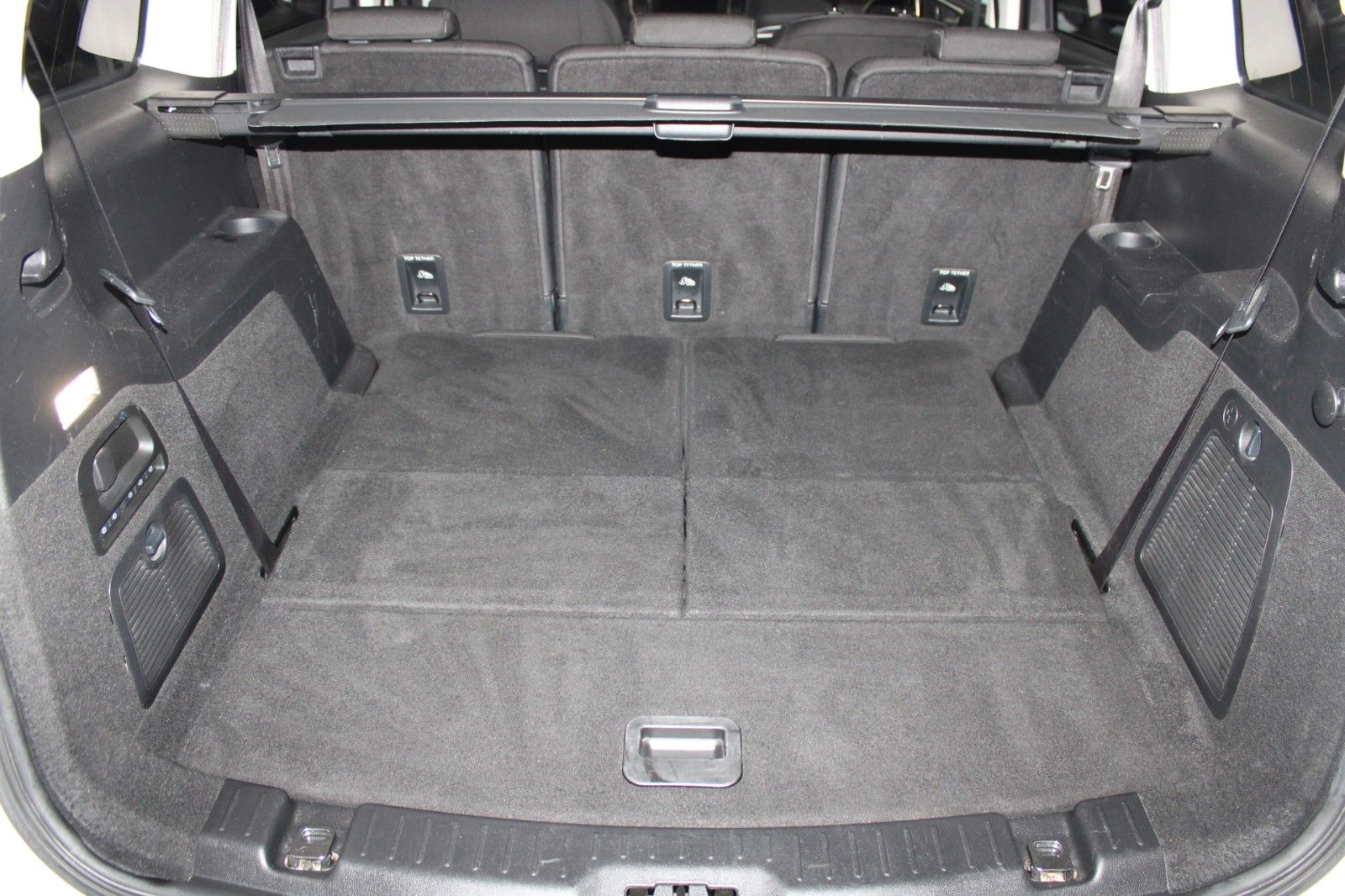 Fahrzeugabbildung Ford Galaxy Titanium 7-Sitzer DAB NAVI CAM WinterPak.