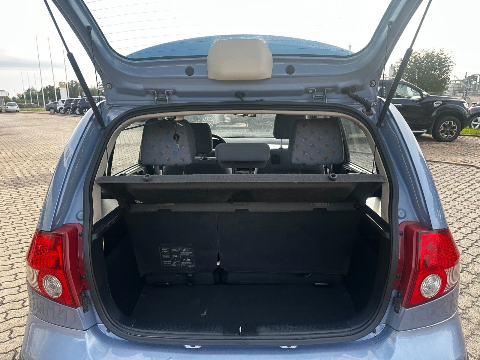 Fahrzeugabbildung Hyundai Getz 1.1 Gepflegter Zustand Top AHK Klima