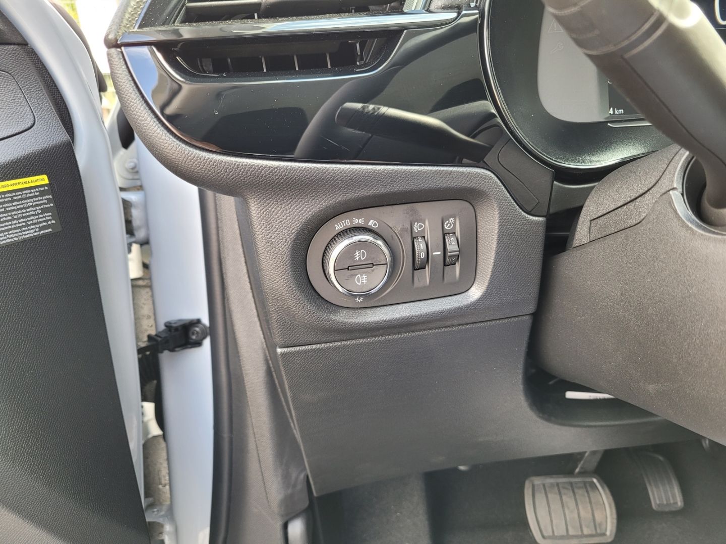 Fahrzeugabbildung Opel Corsa F Edition Hybrid SHZ+LHZ+Kamera+Allwetter