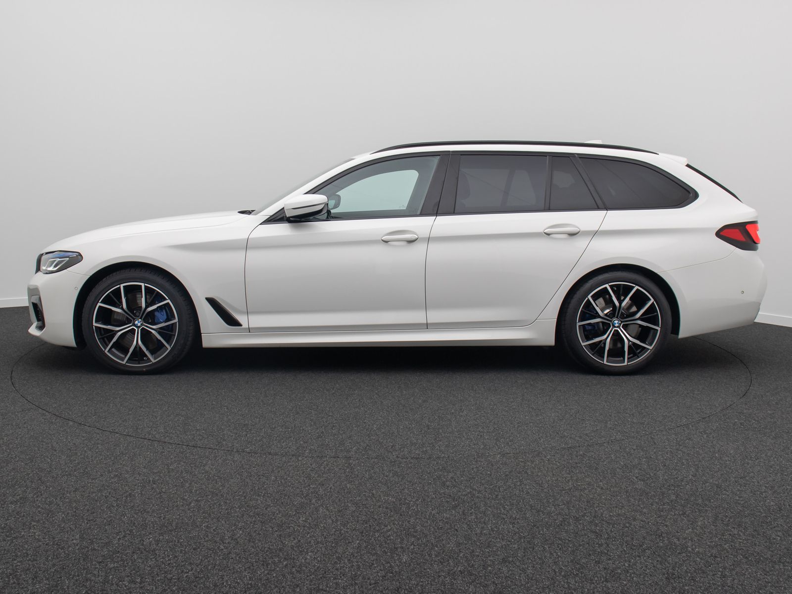 Fahrzeugabbildung BMW 540d xD M Sport Panorama Kamer Laser HUD DAB H/K