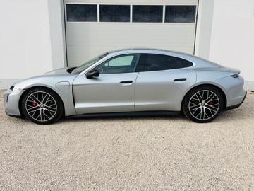 2020 Porsche TAYCAN 照片 5