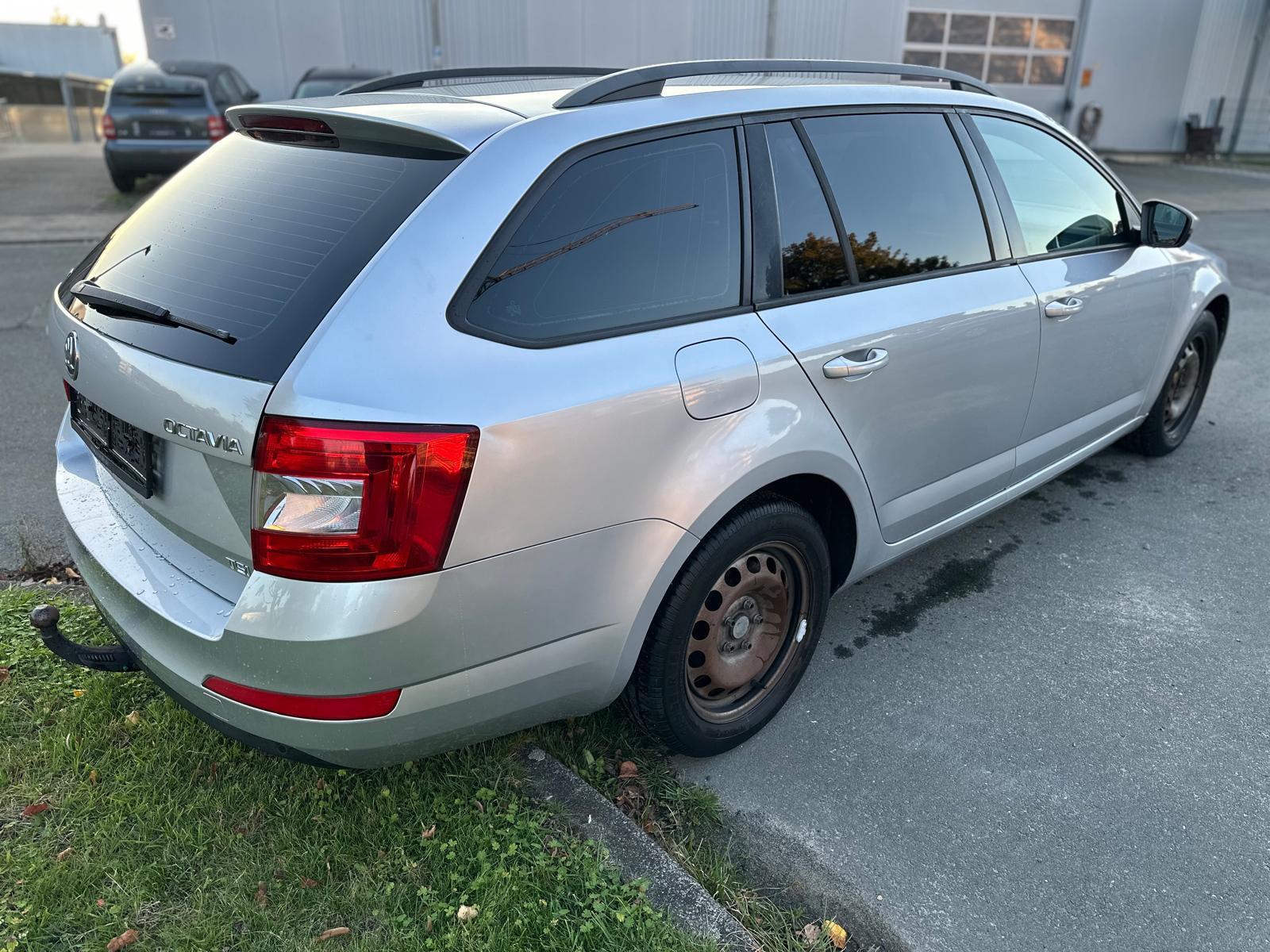 Skoda Octavia 2013 — photo 7