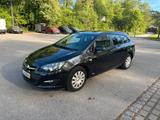Opel Astra J Sports Tourer Energy - Opel Astra ENERGY mit Diesel-Antrieb