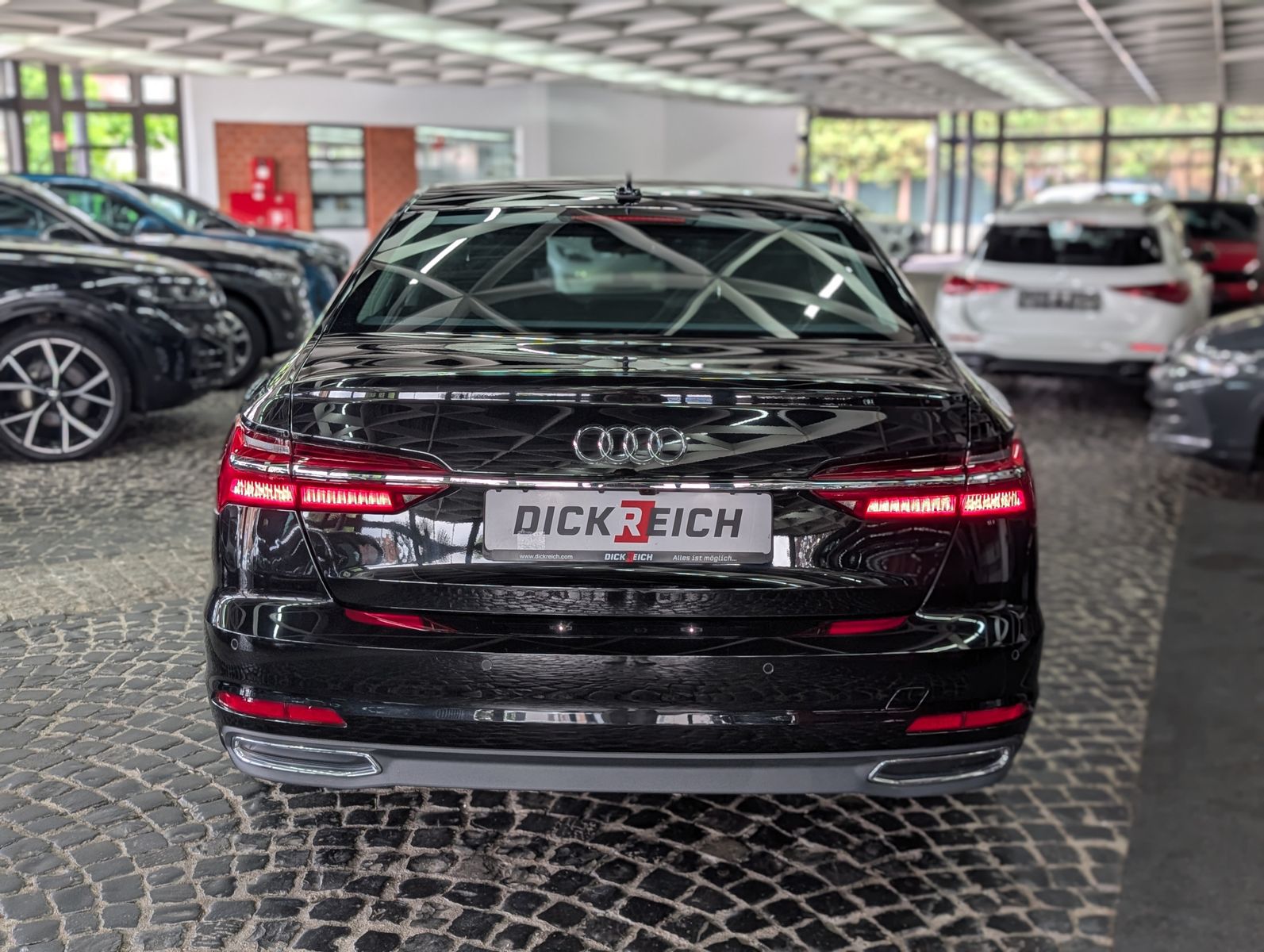 Fahrzeugabbildung Audi A6 Lim 40 TDI S-Tronic MHEV AHK VIRT SHZ KAM LED