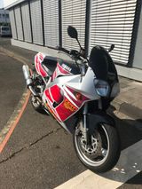 Yamaha YZF 750 - Offers matching your search criteria