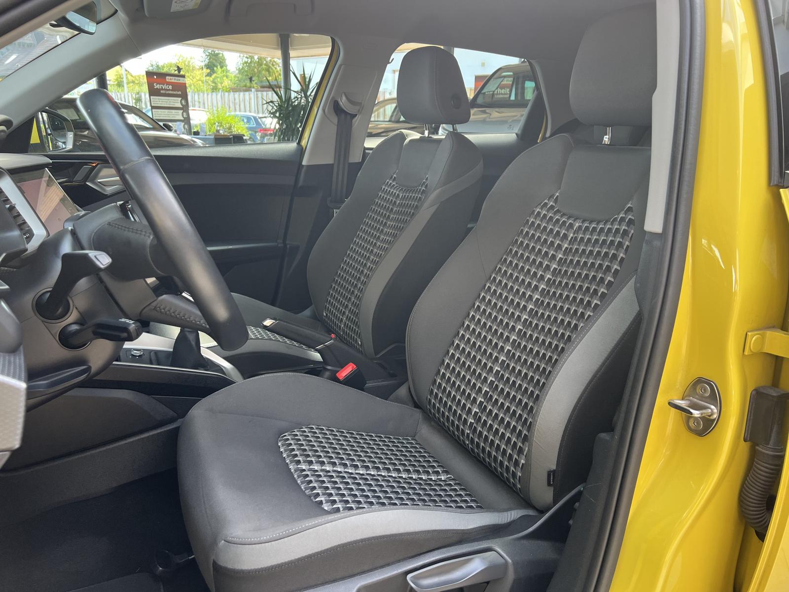 Audi A1 30 TFSI Citycarver PDC Navi SHZ digital Tacho, миниатюра 2