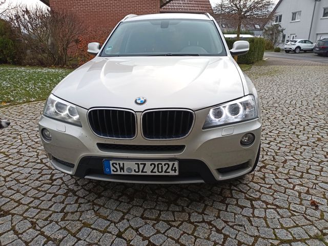 BMW X3 xDrive 2.0d Navi, Leder,