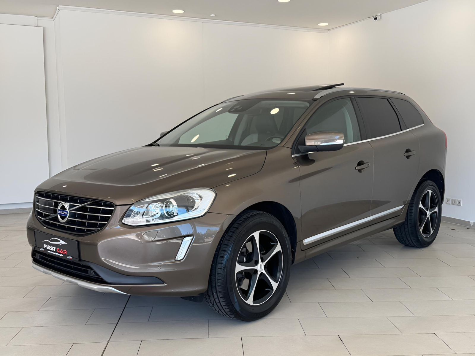 Volvo Volvo XC60 D4 Summum |PANO|AHK|MEMORY|KAMERA|BLIS|
