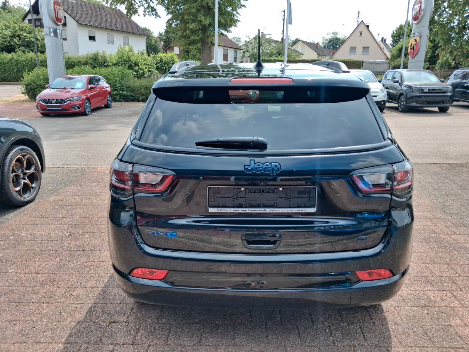 Fahrzeugabbildung Jeep Compass S Plug-In Hybrid 4WD Leder