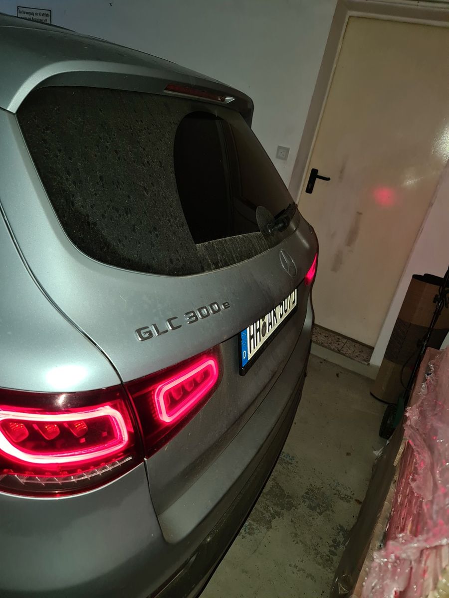 MERCEDES-BENZ GLC 300 e 4MATIC Autom. -